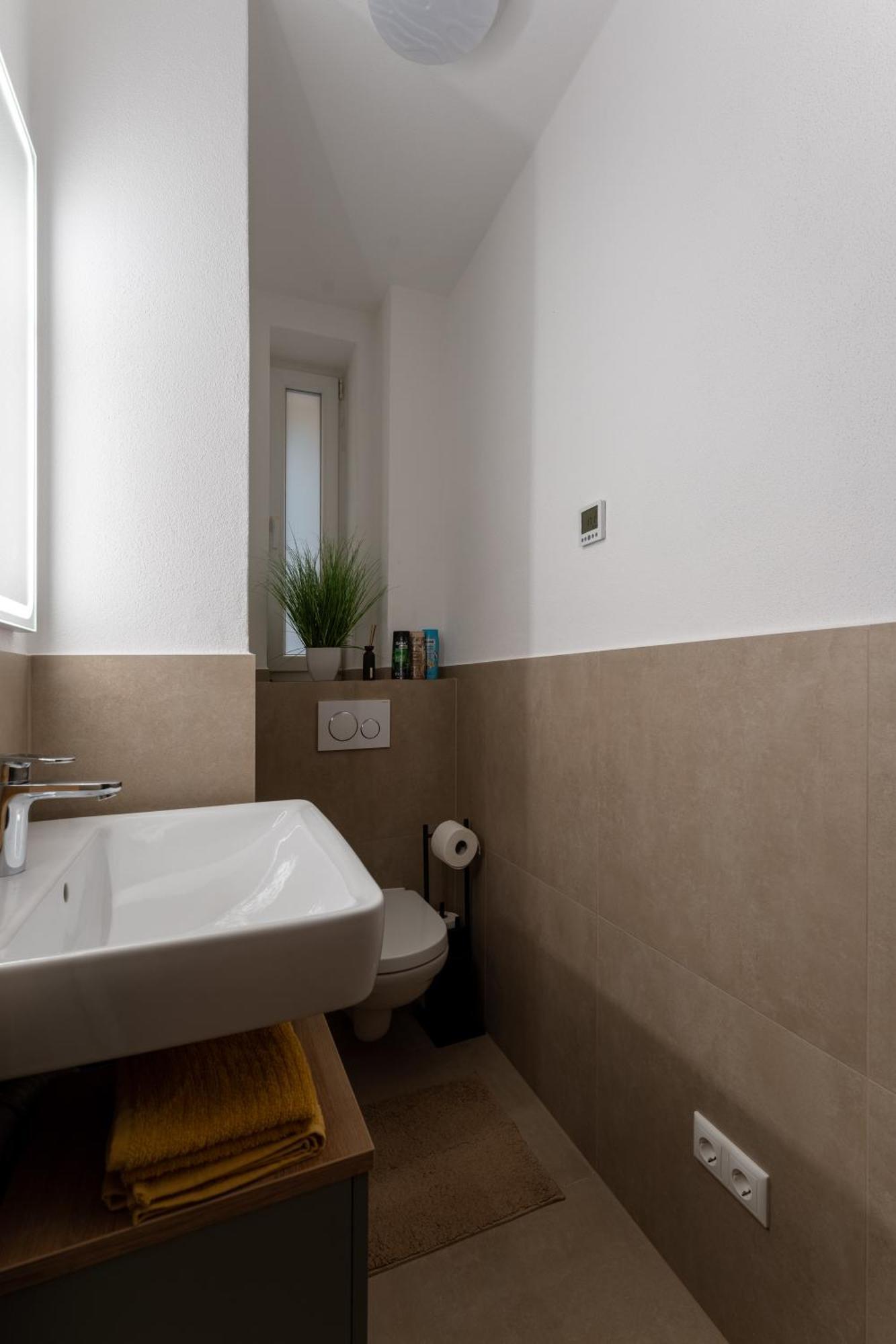 Modern Living Apartment - 3-Zimmer - Nuernberg Nord, Ruhige Seitenstrasse, Fusslaeufig Strassenbahn Eksteriør bilde